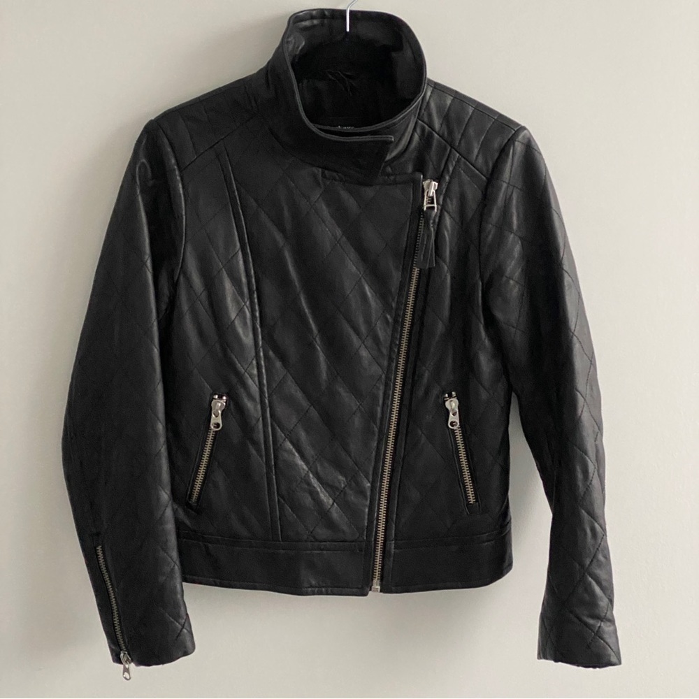 ⭐️HOST PICK⭐️ Mackage Leather Jacket - Picture 4 of 16